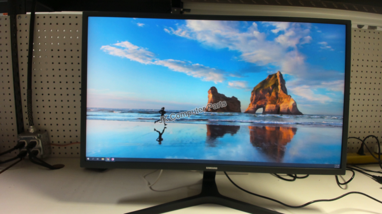 Samsung 32" UJ59 UHD 4K Gaming Monitor 3840 x 2160 LED LU32J590UQNXZA